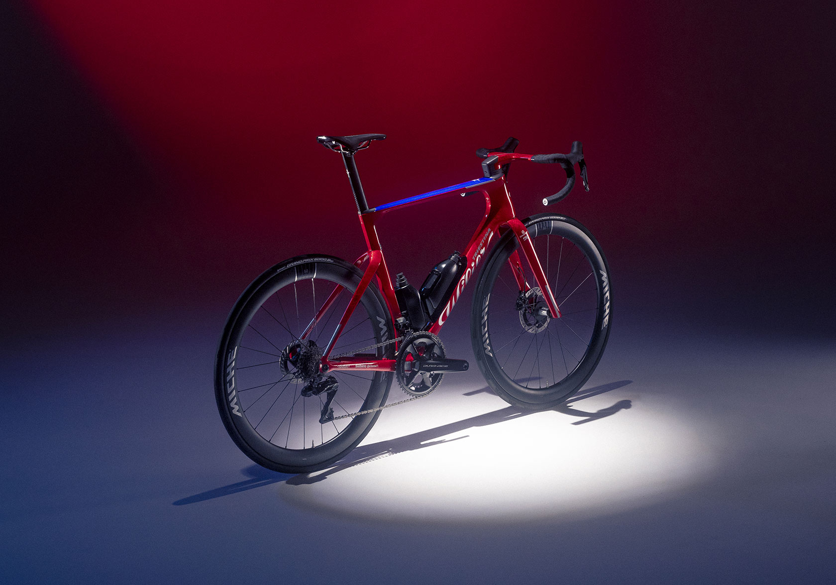 gallery_dettaglio_colore_F32_1680x1176_a